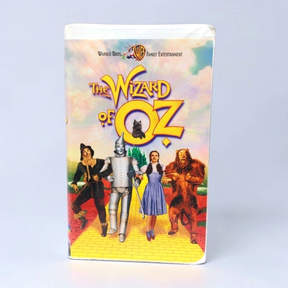 VTG The Wizard of Oz VHS 1999 Warner Bros Family Entertainment Remastered Movie
